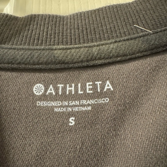 Womens Camouflage Long Sleeve sweat Shirt size small from Athleta - Picture 2 of 4